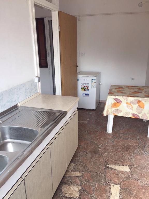 Crveno Zlato Hotel Biograd Na Moru Eksteriør billede